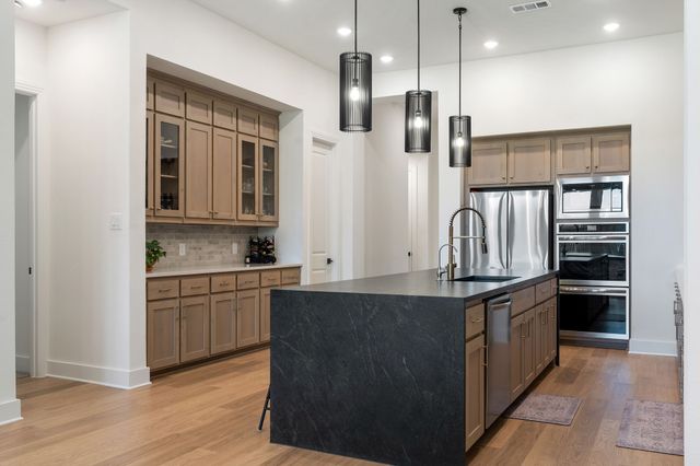 1716 Grenache Drive, Mclendon Chisholm, TX 75032