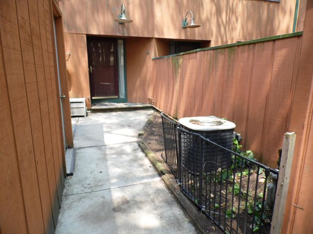 506 E Coolspring Avenue F, Michigan City, IN 46360