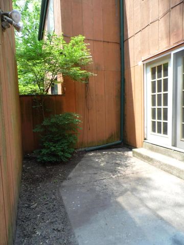 506 E Coolspring Avenue F, Michigan City, IN 46360