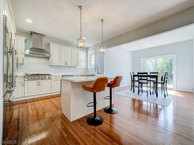 126 Blackwell Rd, Hopewell Twp., NJ 08534