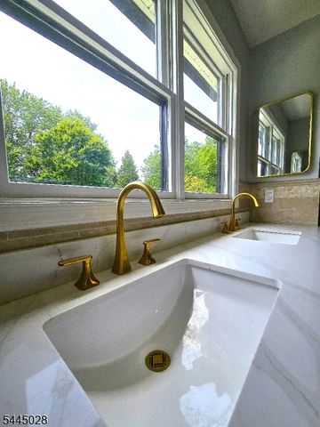 126 Blackwell Rd, Hopewell Twp., NJ 08534