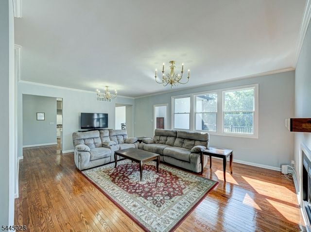 126 Blackwell Rd, Hopewell Twp., NJ 08534