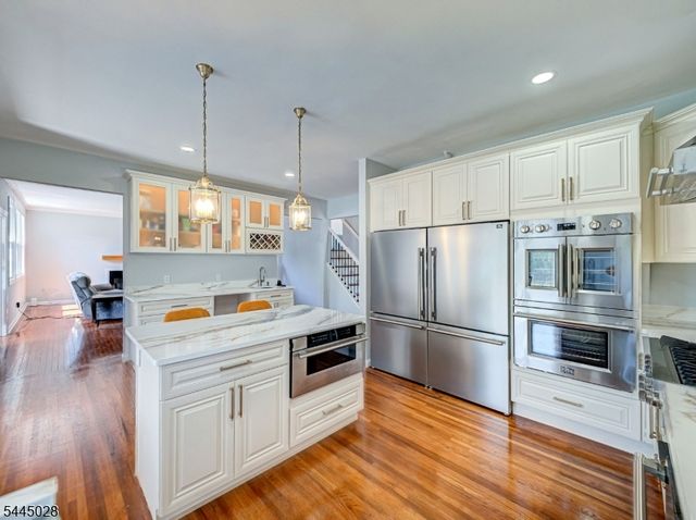 126 Blackwell Rd, Hopewell Twp., NJ 08534