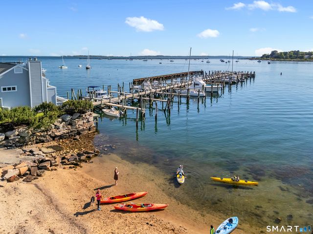 4 Northwest Street B28, Stonington, CT 06378
