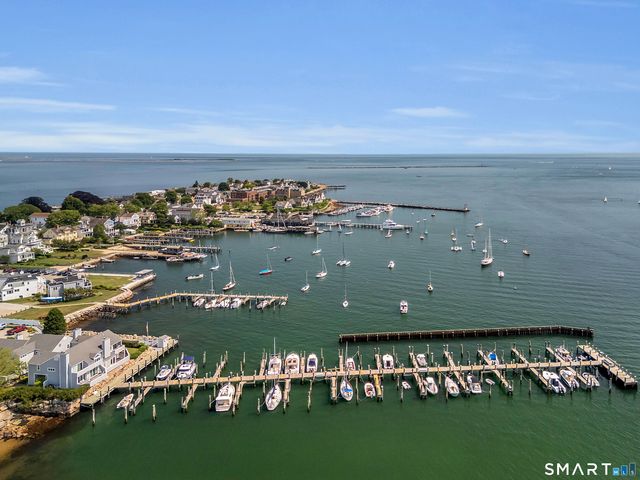 4 Northwest Street B28, Stonington, CT 06378