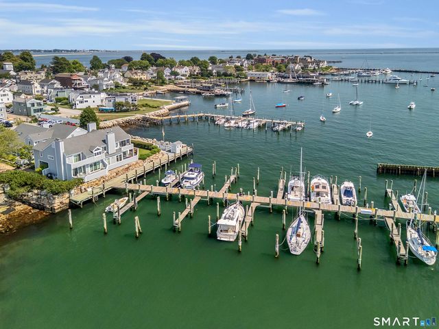 4 Northwest Street B28, Stonington, CT 06378