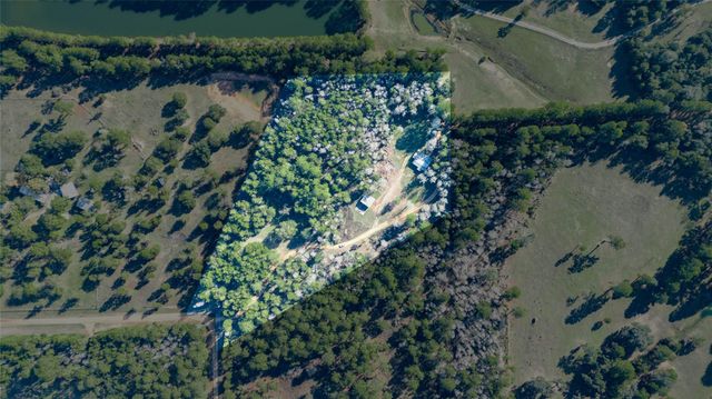 1102 Pine Crest, New Ulm, TX 78950