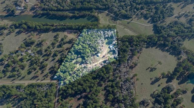 1102 Pine Crest, New Ulm, TX 78950