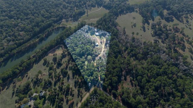 1102 Pine Crest, New Ulm, TX 78950