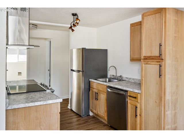 500 DEPOT St, Fairview, OR 97024