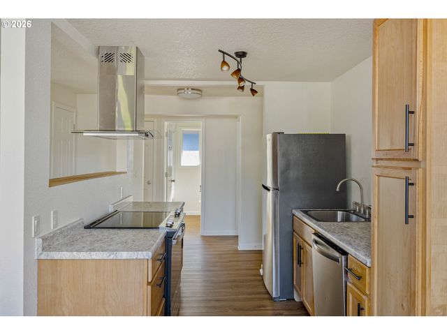 500 DEPOT St, Fairview, OR 97024