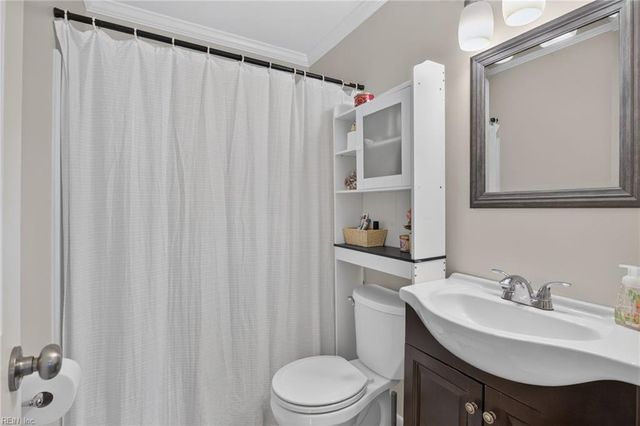 187 D Lane DR, Newport News, VA 23608