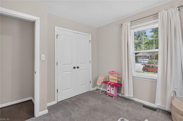 187 D Lane DR, Newport News, VA 23608