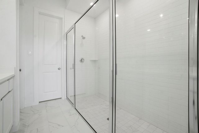 332 Fields Lane, Montgomery, TX 77316