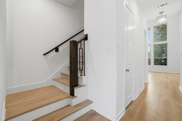 332 Fields Lane, Montgomery, TX 77316