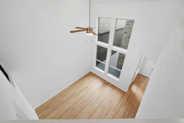 332 Fields Lane, Montgomery, TX 77316