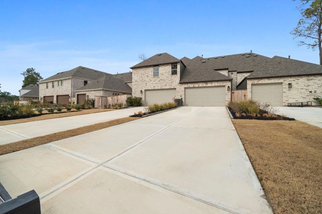 332 Fields Lane, Montgomery, TX 77316