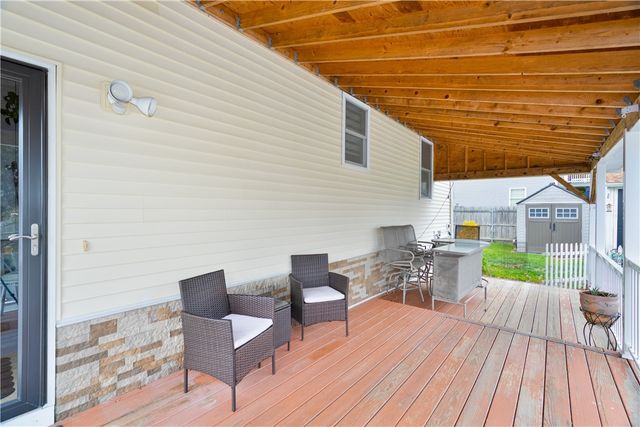 82 Charles Street, Bristol, RI 02809