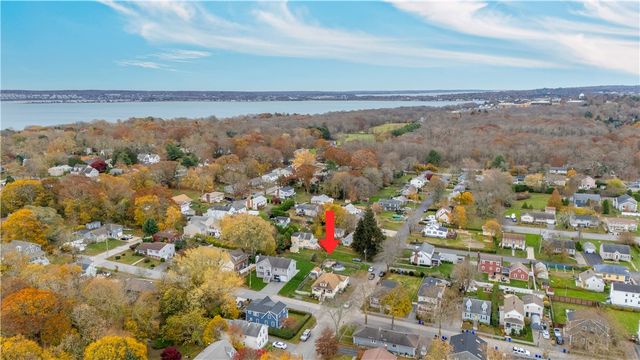 82 Charles Street, Bristol, RI 02809