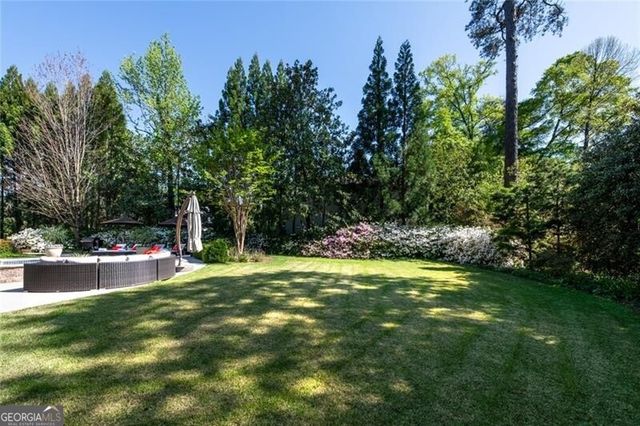 4010 Powers Ferry Road NW, Atlanta, GA 30342