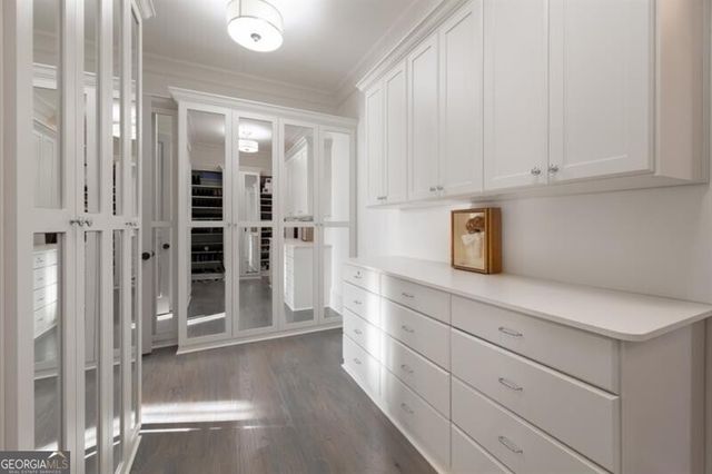 4010 Powers Ferry Road NW, Atlanta, GA 30342