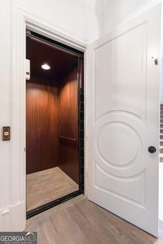 4010 Powers Ferry Road NW, Atlanta, GA 30342