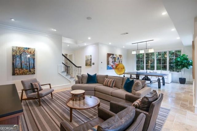 4010 Powers Ferry Road NW, Atlanta, GA 30342