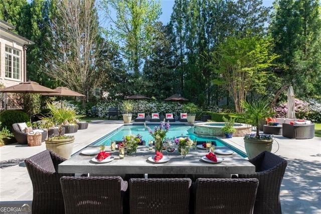 4010 Powers Ferry Road NW, Atlanta, GA 30342
