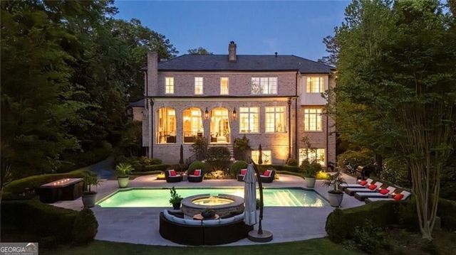 4010 Powers Ferry Road NW, Atlanta, GA 30342