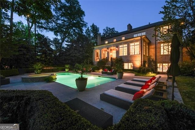 4010 Powers Ferry Road NW, Atlanta, GA 30342