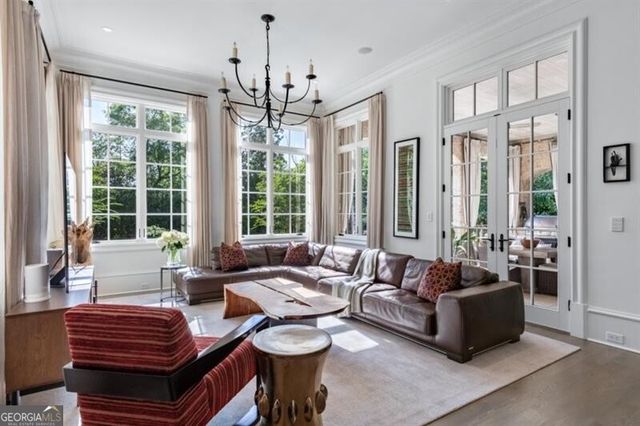 4010 Powers Ferry Road NW, Atlanta, GA 30342