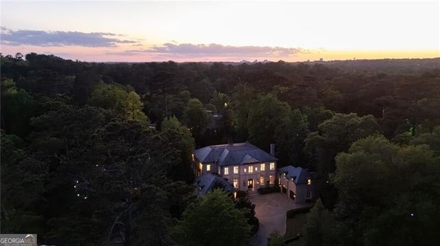 4010 Powers Ferry Road NW, Atlanta, GA 30342