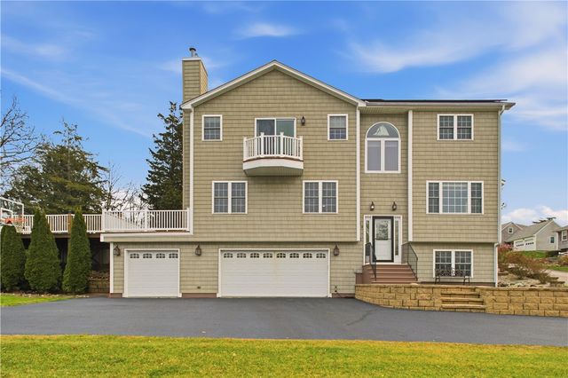 42 Lewis Street, Tiverton, RI 02878