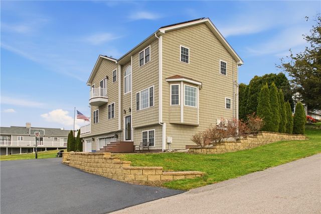 42 Lewis Street, Tiverton, RI 02878