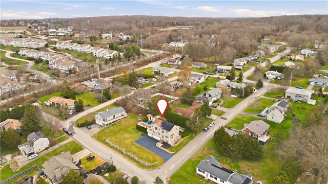 42 Lewis Street, Tiverton, RI 02878