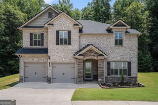 628 Stream Court, Fairburn, GA 30213