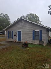 183 Brookwood Avenue NW, Concord, NC 28025