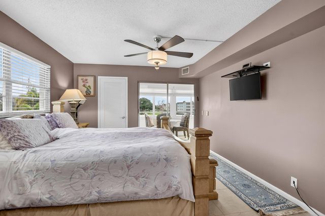 3080 Yarmouth D, Boca Raton, FL 33434