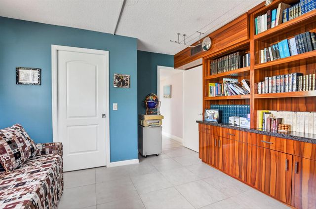 3080 Yarmouth D, Boca Raton, FL 33434