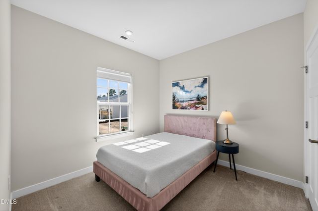 1221 Bradburn Drive, Durham, NC 27713