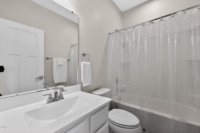 1221 Bradburn Drive, Durham, NC 27713