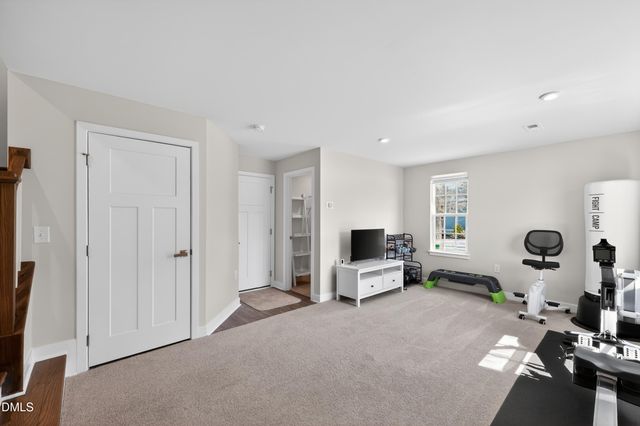 1221 Bradburn Drive, Durham, NC 27713