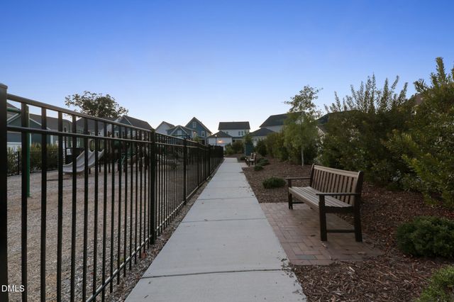 1221 Bradburn Drive, Durham, NC 27713
