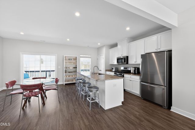 1221 Bradburn Drive, Durham, NC 27713