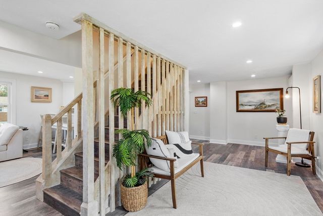121 Millbury Ave, Millbury, MA 01527