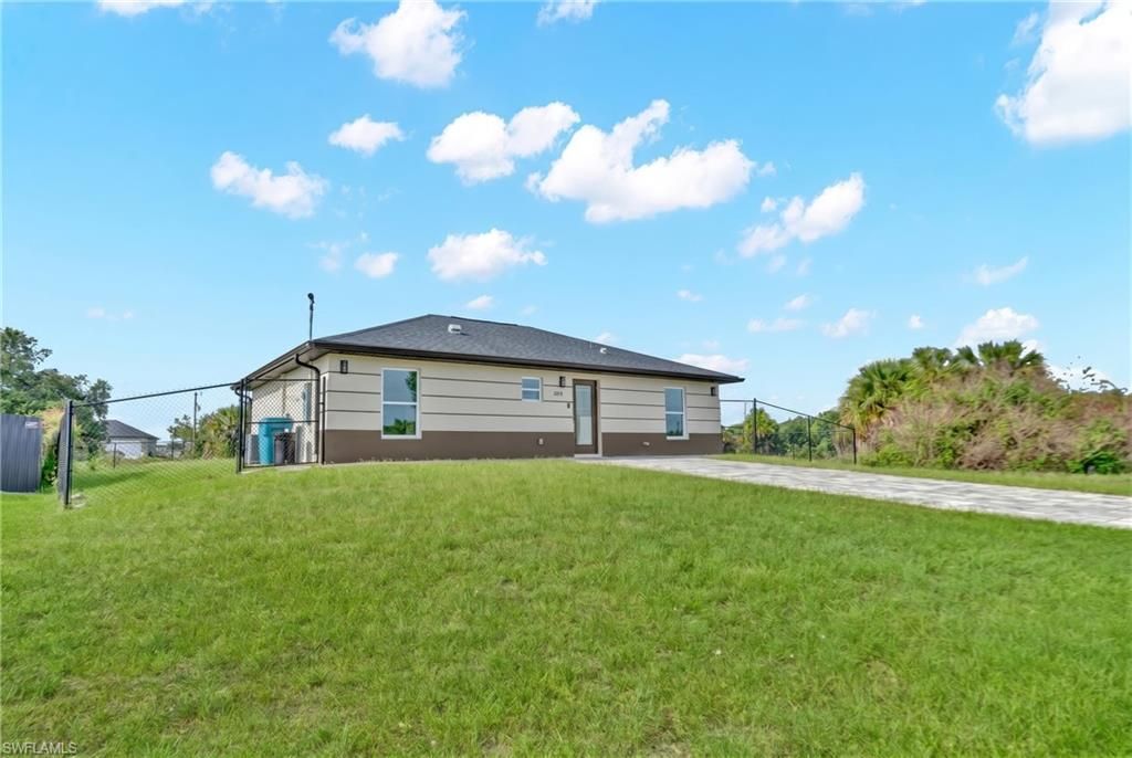 2075 Detroit DR, LABELLE, FL 33935 — photo 5