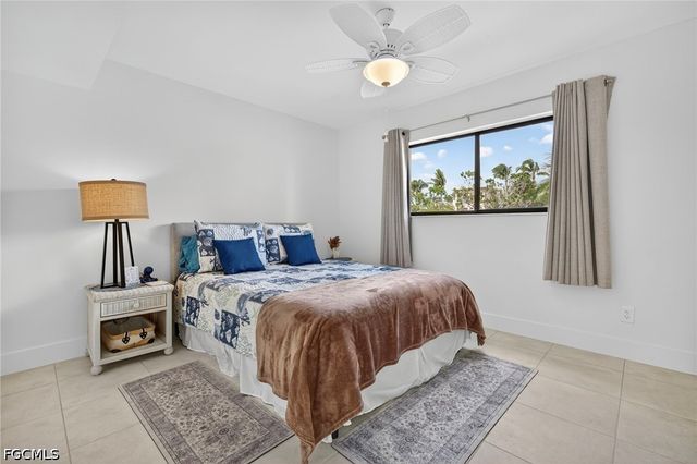 200 Lenell RD 214, Fort Myers Beach, FL 33931