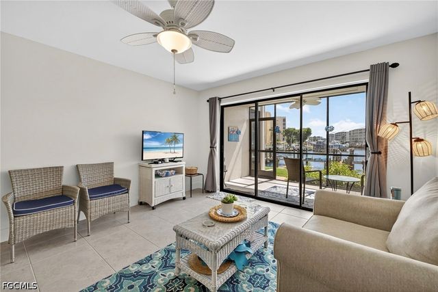 200 Lenell RD 214, Fort Myers Beach, FL 33931