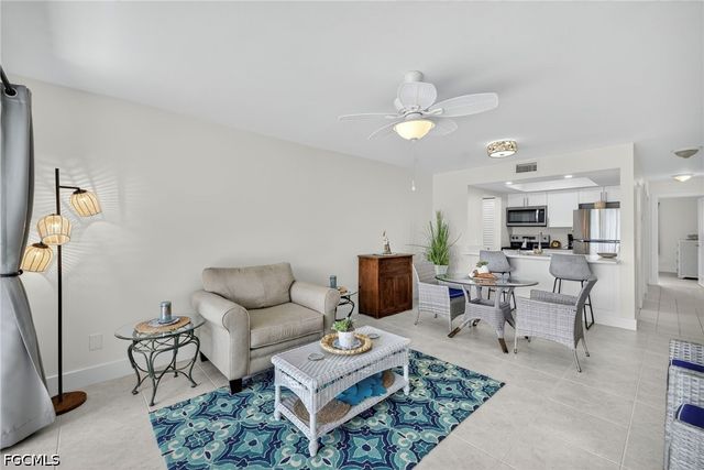 200 Lenell RD 214, Fort Myers Beach, FL 33931
