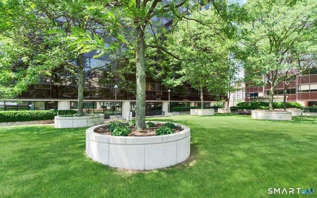 127 Greyrock Place 506, Stamford, CT 06901